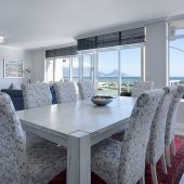 dining-room-3108037_640